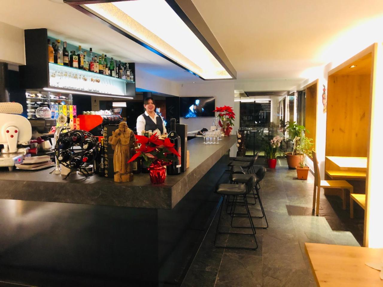 Hotel Silvana سيلفا دي فال جاردينا المظهر الخارجي الصورة